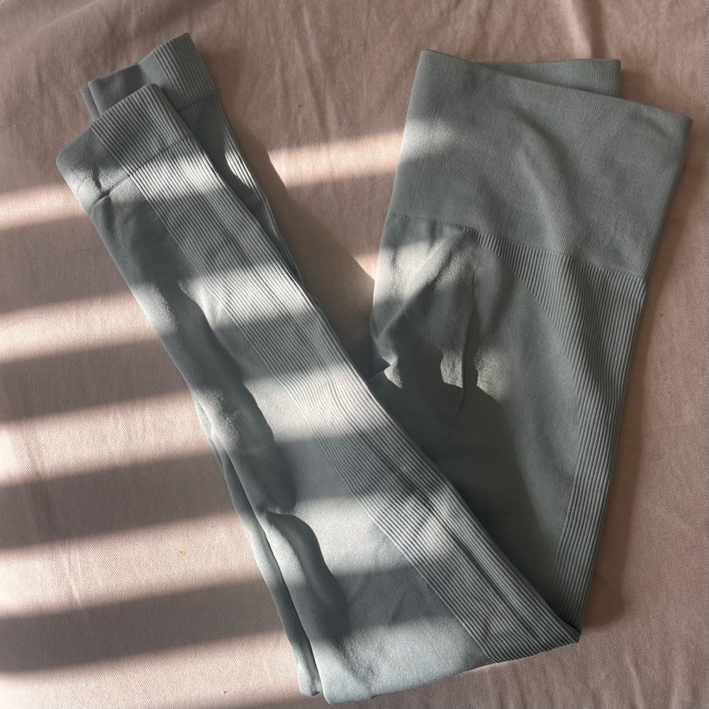 Set Active blue mint leggins Perfect condition